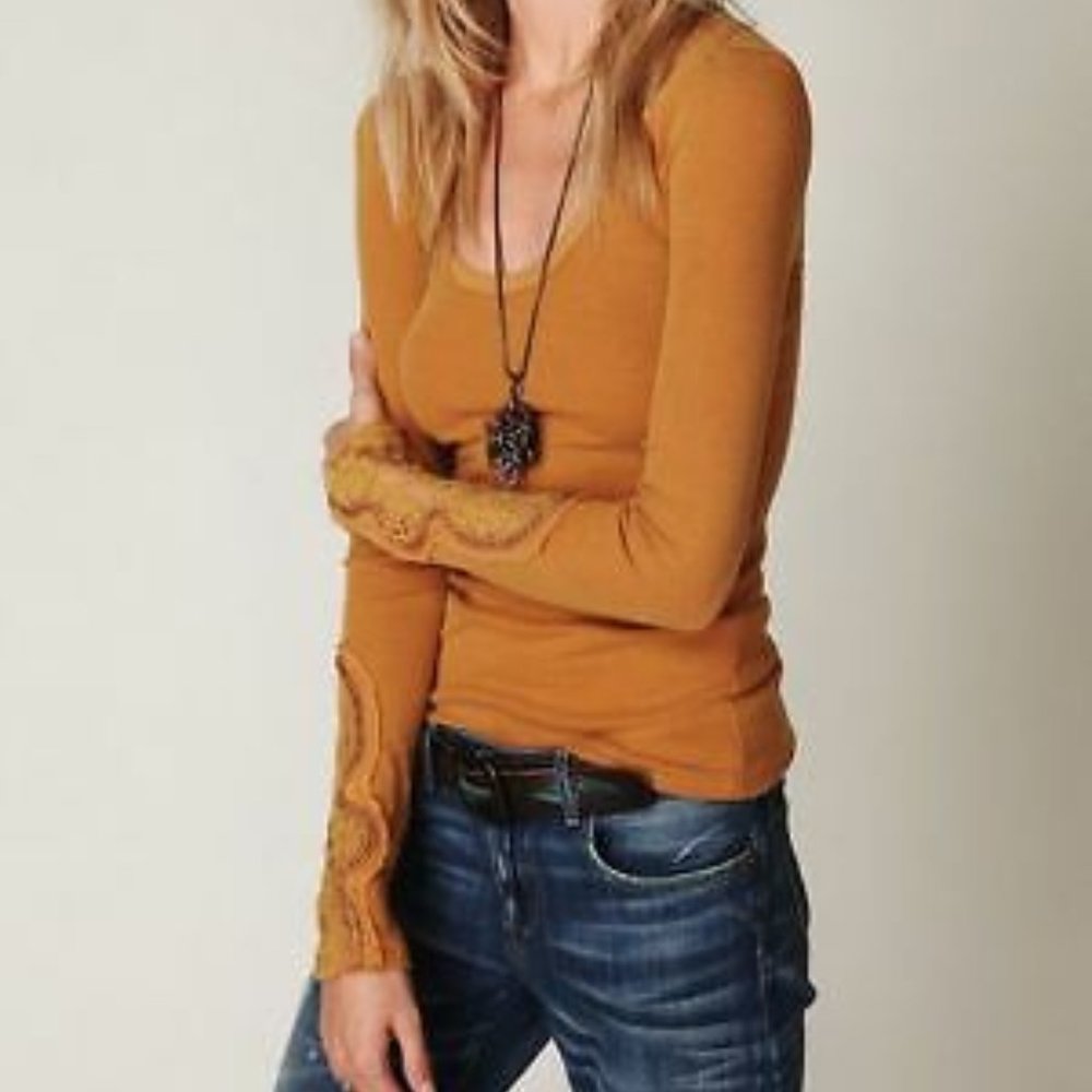 Free People Crafty Cuff Gold Lace Thermal Top S